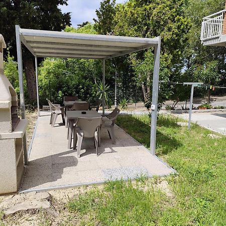 Villa Paoletti, Appartamento Confortevole Nel Cuore Di กราดารา ภายนอก รูปภาพ