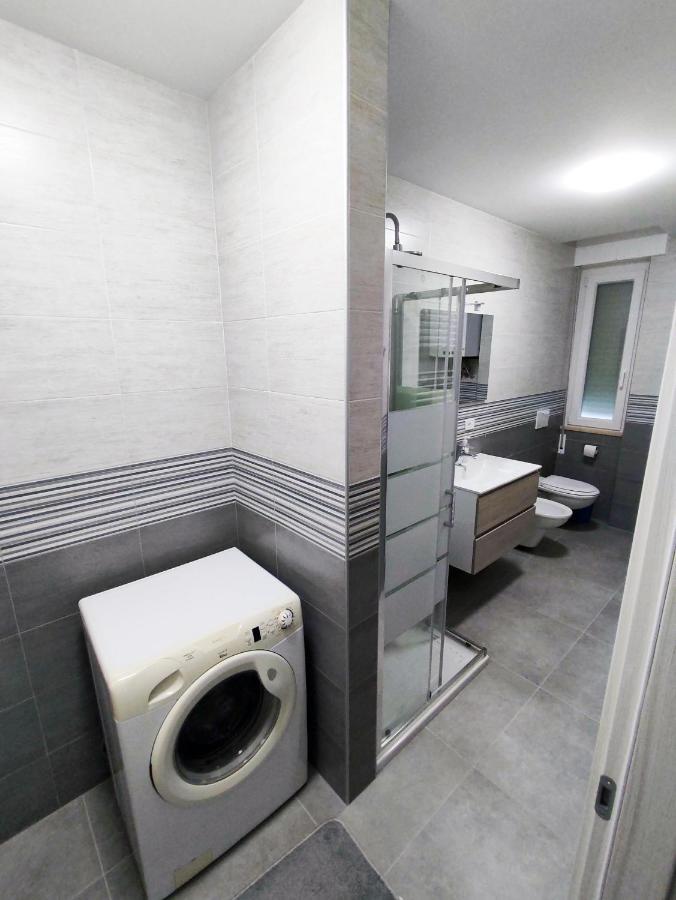 Villa Paoletti, Appartamento Confortevole Nel Cuore Di กราดารา ภายนอก รูปภาพ