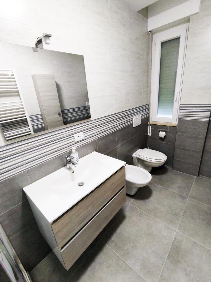 Villa Paoletti, Appartamento Confortevole Nel Cuore Di กราดารา ภายนอก รูปภาพ